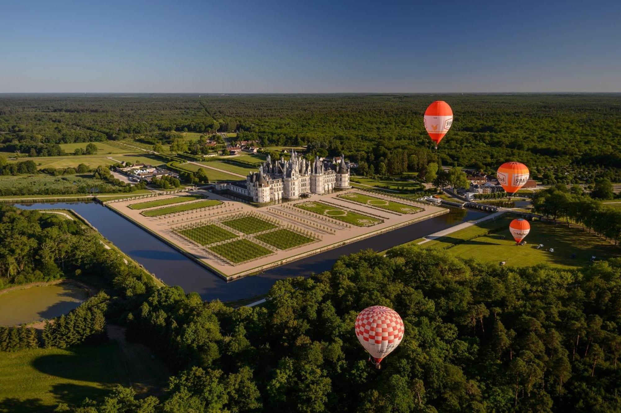 Loft Prive Proche Beauval Et Chambord Villa Lassay-sur-Croisne Exterior photo